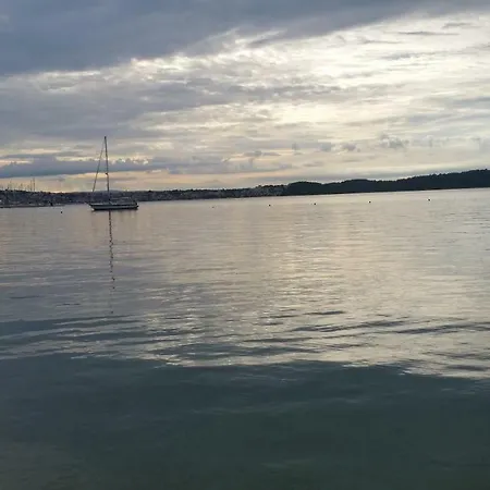 Διαμέρισμα Anaivana Τρογκίρ