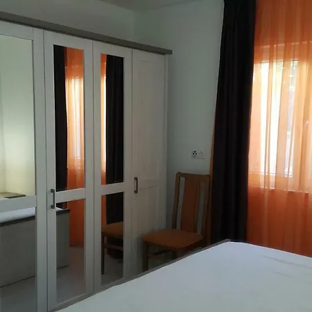 Anaivana * Trogir